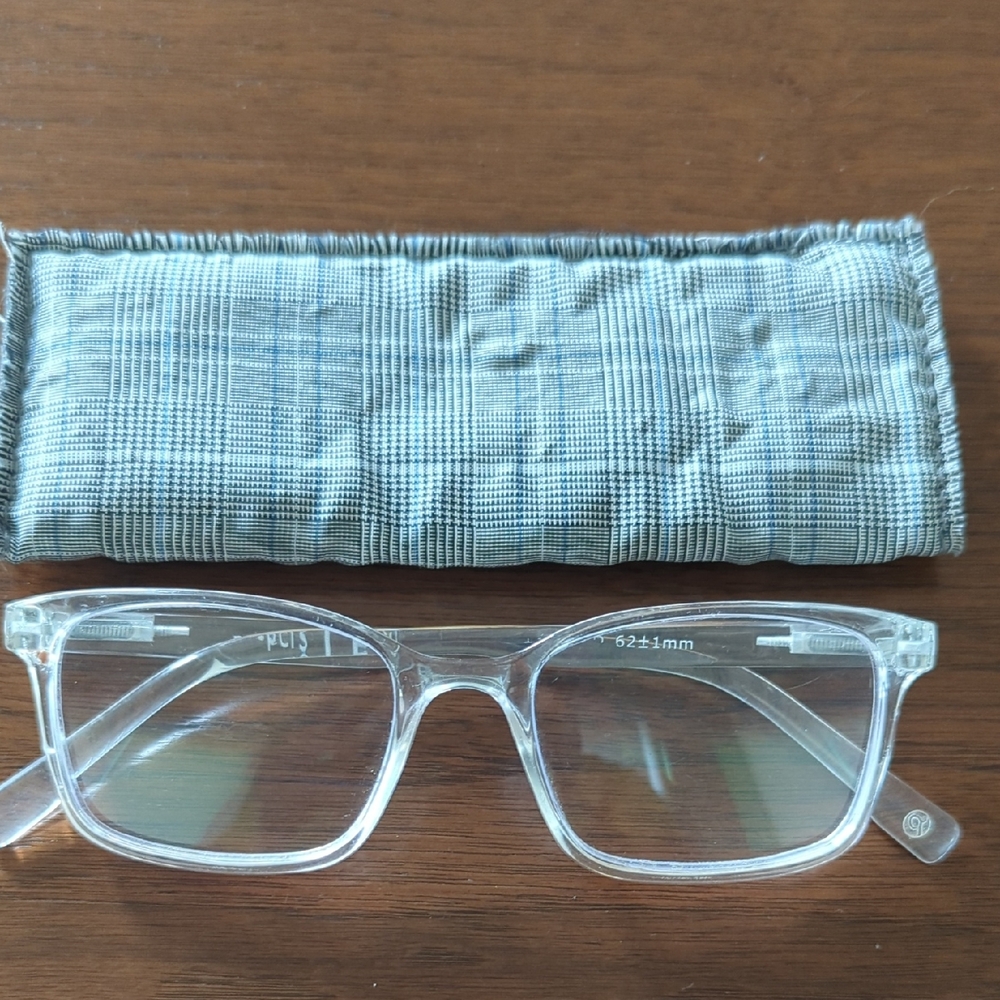 Peepers 1.50 Transparent Women's Glasses W/ Blue light